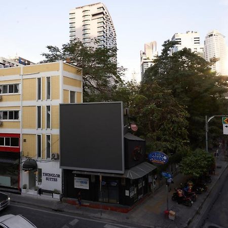 Thonglor Suites Hotel Bangkok Exterior photo